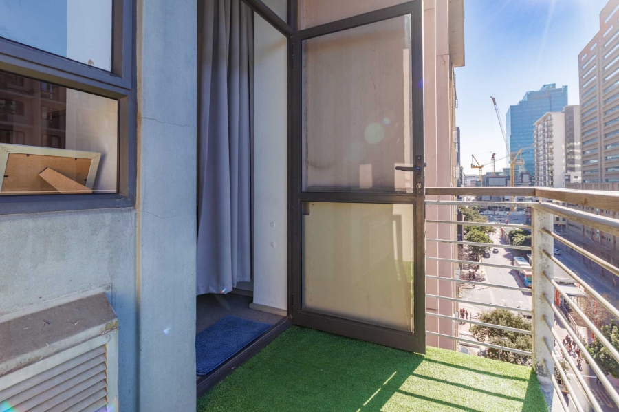 2 Bedroom Property for Sale in Cape Town City Centre Western Cape